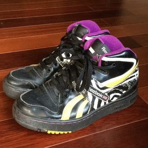Women’s Reebok Sneakers, Rare- size 8